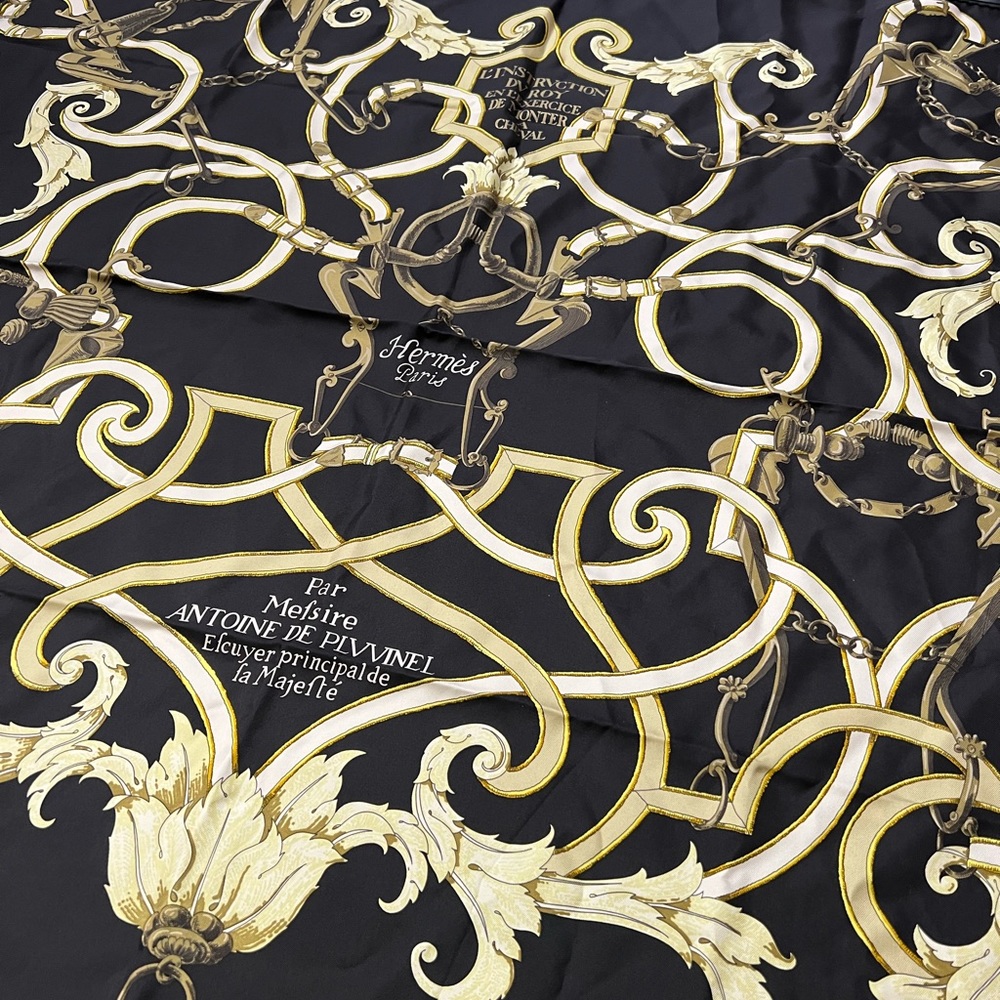 Hermes 2004 Black Tilleul Kaki Instruction du Roy Henri D'Origny twill Scarf 90